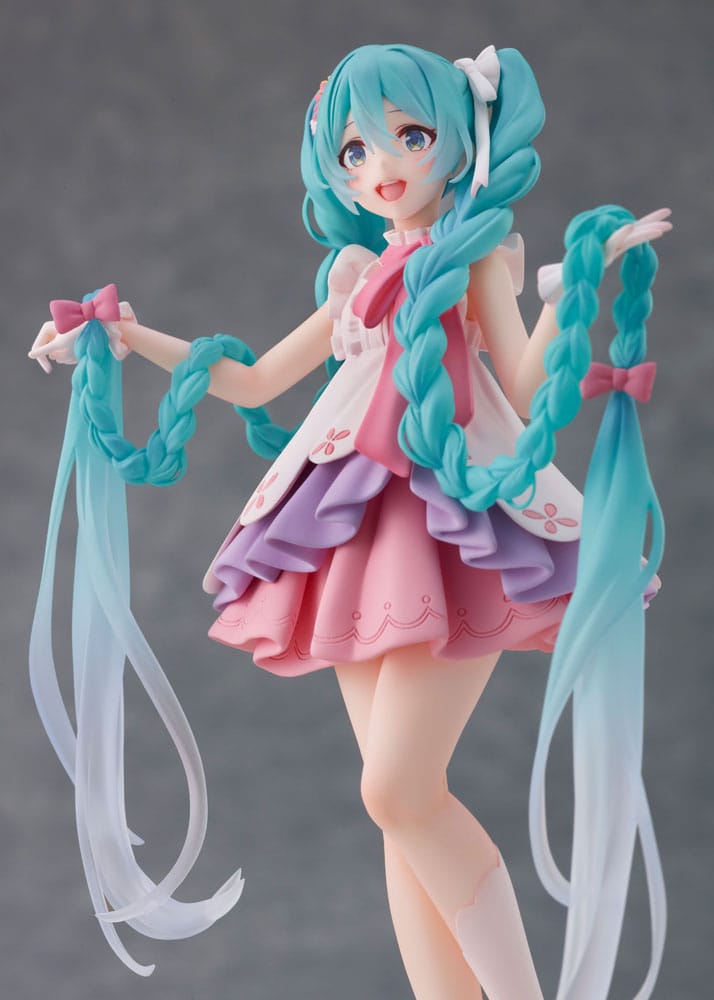 Hatsune Miku PVC Statue Hatsune Miku Wonderland Rapunzel Ver. 18 cm           - Versand: 5-7 Tage nach Bestellung