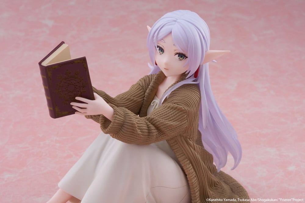 Frieren: Beyond Journey's End PVC Statue Desktop Cute Figure Frieren Roomwear Ver. 13 cm        - Versand: 7 Tage nach Bestellung