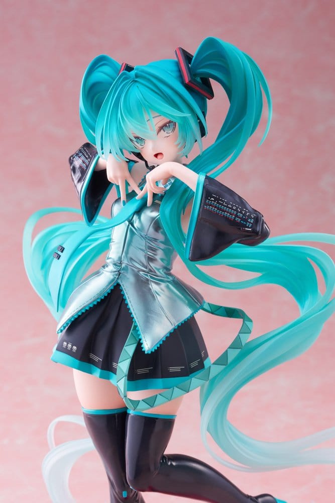 Hatsune Miku T-Most PVC Figur 30 cm - Preorder - ETA: 25.09.2026