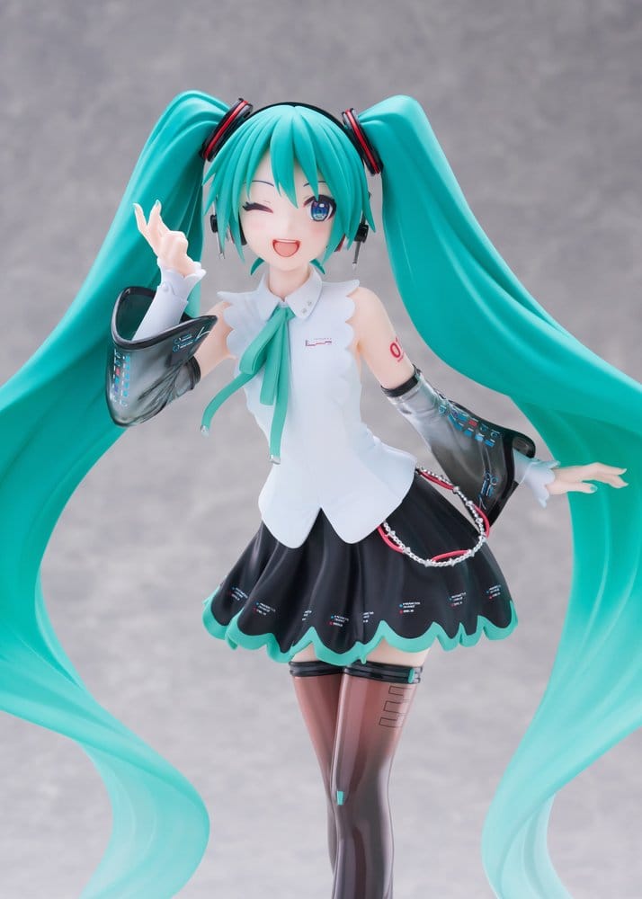 Hatsune Miku T-Most PVC Figur NT Ver. 29 cm - Preorder - ETA: 25.11.2026