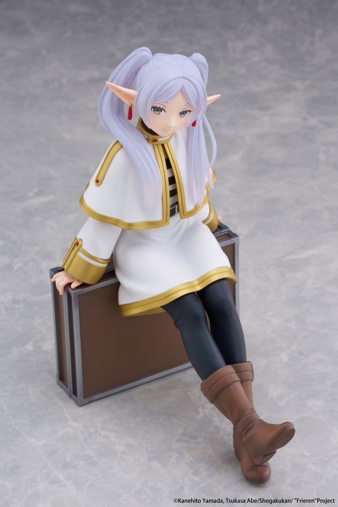 Frieren: Beyond Journey's End PVC Figur Desktop Cute Frieren (Trunk Case Ver.) Reissue 13 cm - Preorder - ETA: 23.10.2026