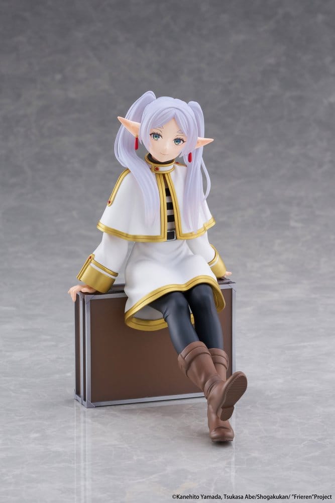 Frieren: Beyond Journey's End PVC Figur Desktop Cute Frieren (Trunk Case Ver.) Reissue 13 cm - Preorder - ETA: 23.10.2026