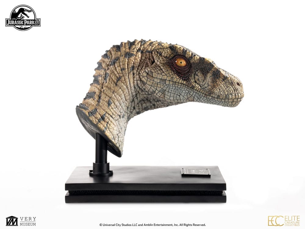 Jurassic Park III Büste Female Velociraptor White Queen 75 cm - Preorder - ETA: 25.02.2026