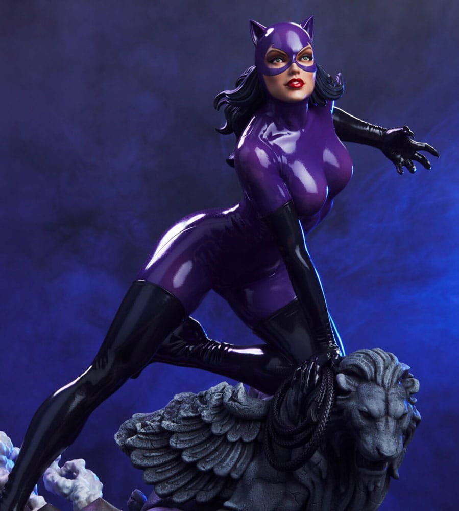 DC Comics Maquette 1/6 Catwoman (Purple Edition) 35 cm - Preorder - ETA: 05.01.2027