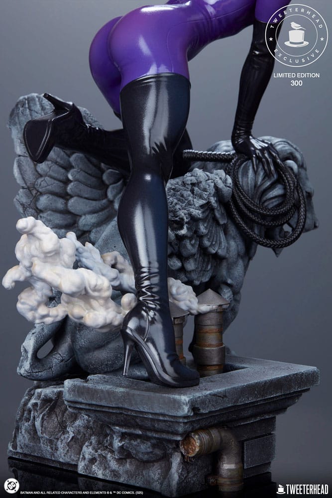DC Comics Maquette 1/6 Catwoman (Purple Edition) 35 cm - Preorder - ETA: 05.01.2027