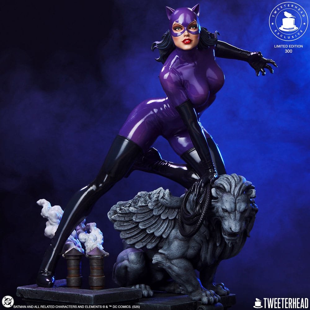 DC Comics Maquette 1/4 Catwoman (Purple Edition) 47 cm - Preorder - ETA: 05.01.2027