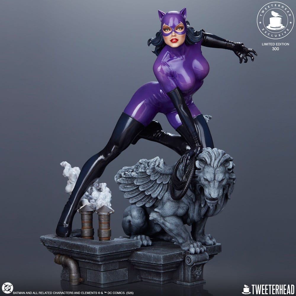 DC Comics Maquette 1/4 Catwoman (Purple Edition) 47 cm - Preorder - ETA: 05.01.2027