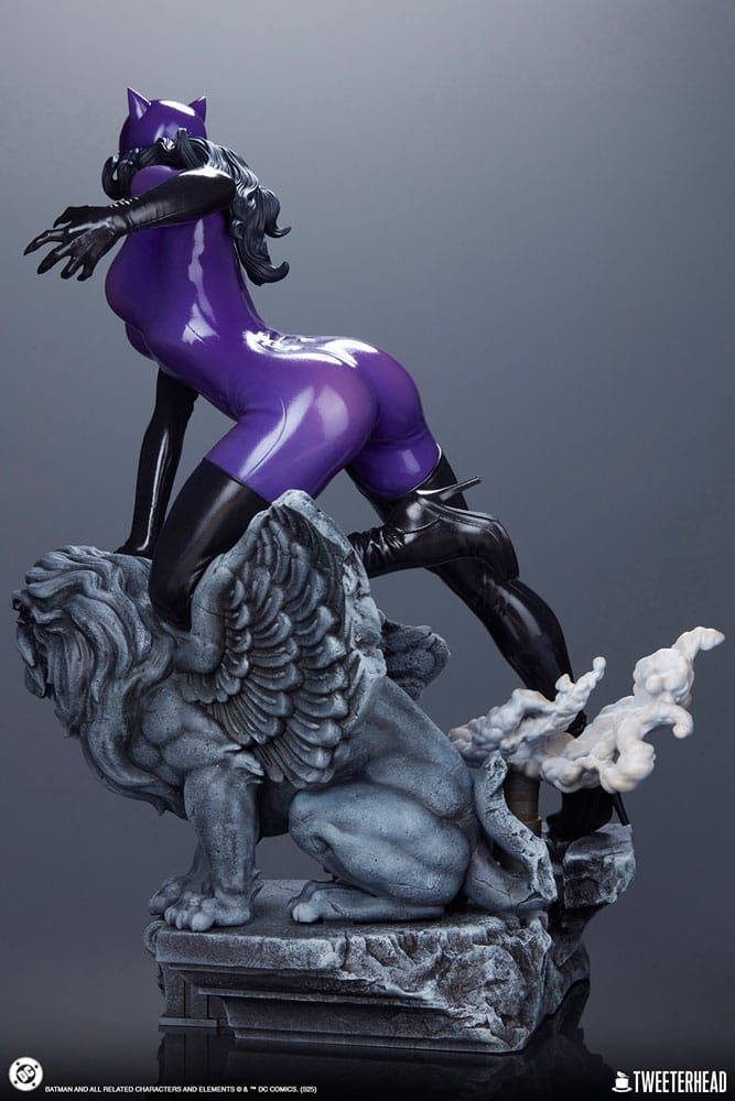 DC Comics Maquette 1/4 Catwoman (Purple Edition) 47 cm - Preorder - ETA: 05.01.2027