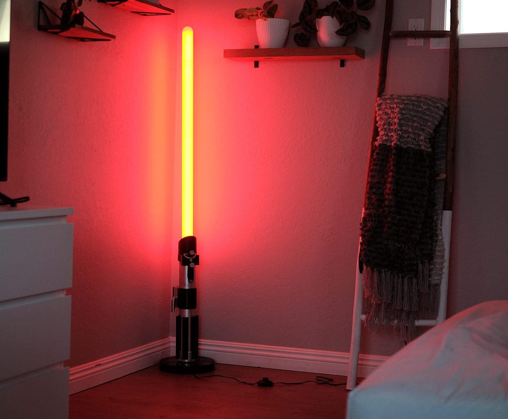 Star Wars Stehlampe Darth Vader Lichtschwert 152 cm  - Preorder - ETA: 19.11.2025