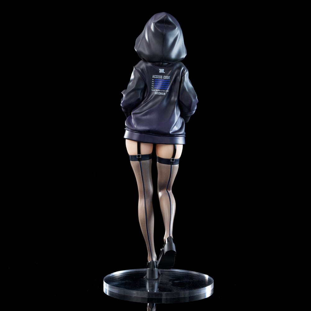 Gridman Universe Zozo Black Collection Statue PVC Akane Shinjo 23 cm   - Versand: 7 Tage nach Bestellung