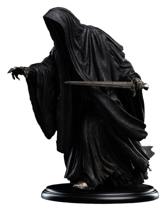 Der Herr der Ringe Trilogie Mini Statue Ringwraith at the Prancing Pony 18 cm - Preorder - ETA: 25.11.2026