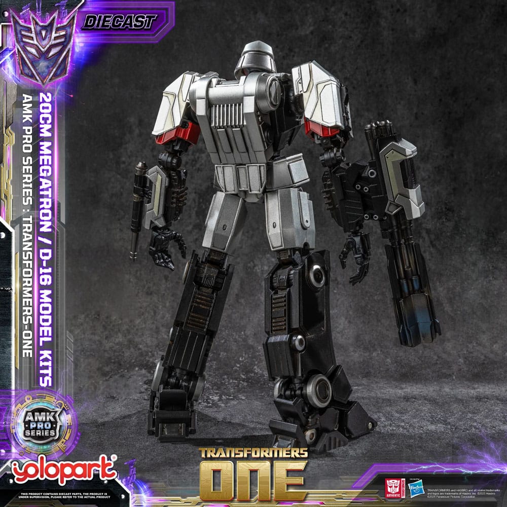 Transformers: Generation One AMK Pro Series Plastic Model Kit D-16/Megatron Final Form 20 cm  - Preorder - ETA: 23.01.2026