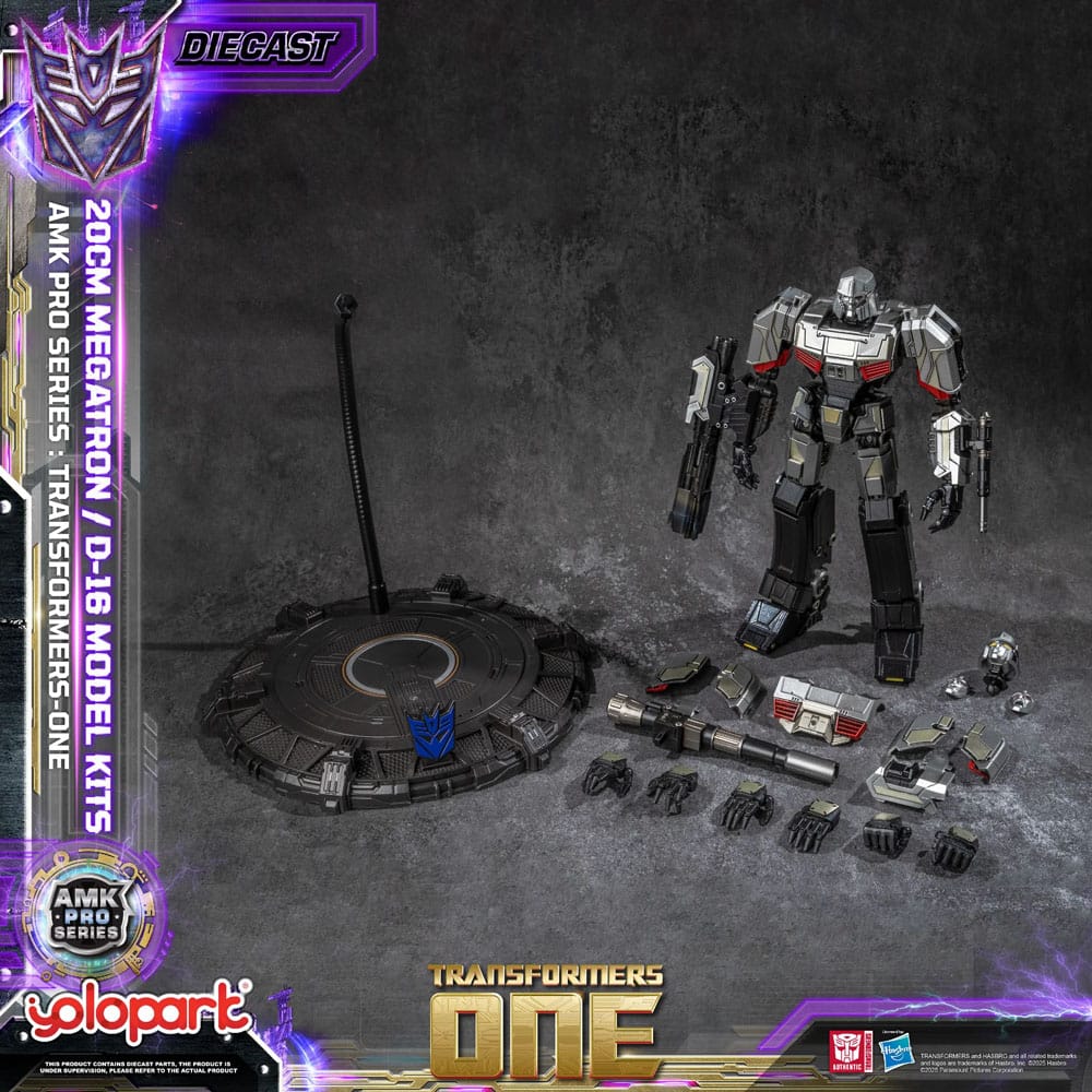 Transformers: Generation One AMK Pro Series Plastic Model Kit D-16/Megatron Final Form 20 cm  - Preorder - ETA: 23.01.2026